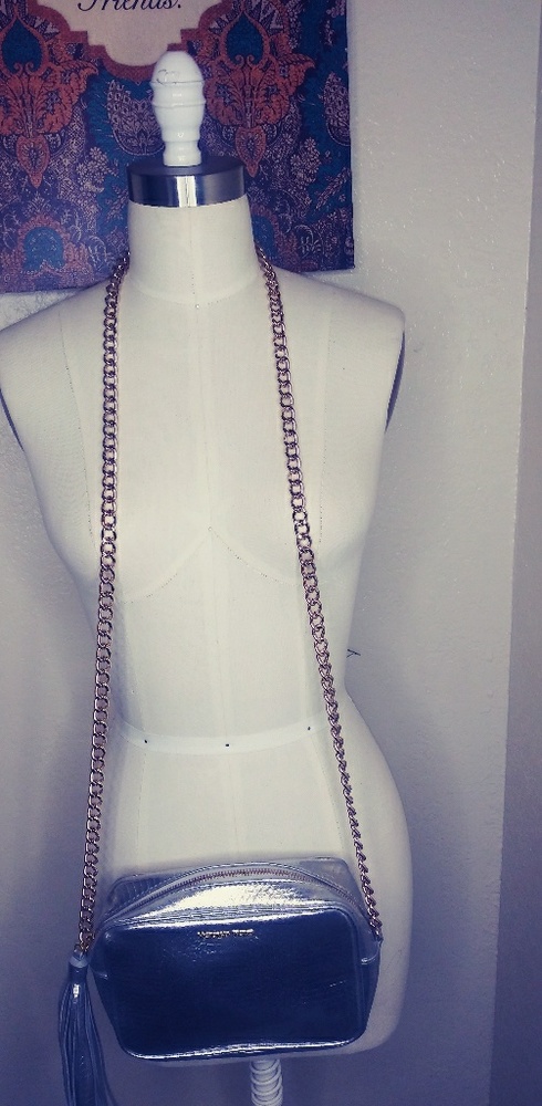 Silver cross body purse